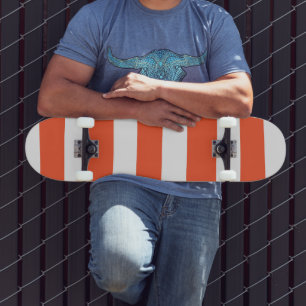 Skate Bandas irregulares - Laranja e branco