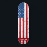 Skate Bandeira Americana Estrelas Personalizadas Strips<br><div class="desc">Mostre seu orgulho americano ou dê um presente especial com este skate americano Flag em um angustiado design vestido. Este design de skate dos estados unidos da bandeira américa com estrelas e listras em branco e azul vermelho é perfeito para o quarto de festas de julho, festas do Dia Memorial,...</div>