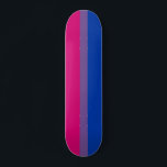 Skate Bandeira do Orgulho Bissexual<br><div class="desc">A bandeira do orgulho bissexual foi projetada em 1998 para dar à comunidade bissexual seu próprio símbolo comparável à bandeira Orgulho gay da comunidade LGBT maior e aumentar a visibilidade dos bissexuais, tanto na sociedade como no interior da comunidade LGBT. A faixa cor-de-rosa ou rosa no topo da bandeira representa...</div>