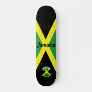 Skate Bandeira jamaicana sorridente