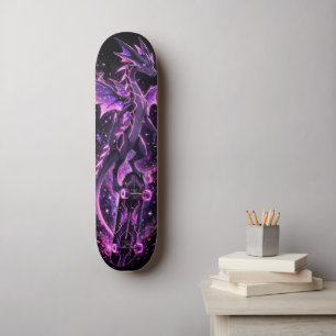 Skate Baralho Dragão Roxo da Galáxia - Fera Neon Cósmica