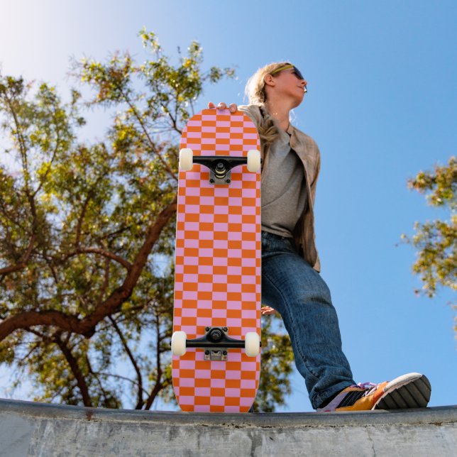 Skate Bold Pink Orange Modern Geometric Check Pattern (Ao ar livre 1)