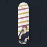 Skate Brilho de cabelo curto, Dourado e rosa<br><div class="desc">Uma bela ilustração plana de miúda de cabelos curtos em fundo rosa e dourado com riscas de brilho. Personalize-o com o seu nome.</div>
