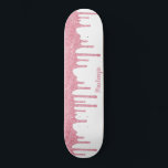 Skate Brilho legal, cor-de-rosa, com brilho<br><div class="desc">Glitter Glitter Glitter de Disjunção Rosa Blush Legal com pingos de brilho falsos e seu nome personalizado em um fundo branco-chic. Fácil de personalizar e perfeito para sua estética brilhante. Entre em contato conosco em cedarandstring@gmail.com se precisar de assistência com o design.</div>
