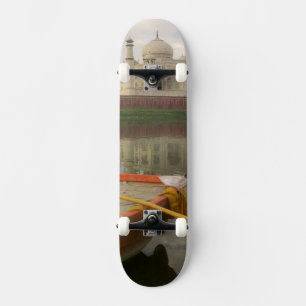 Skate Canoa na água com Taj Mahal, Agra, Índia