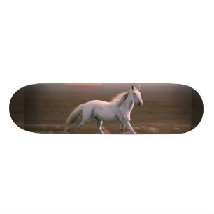 Skate Cavalo branco