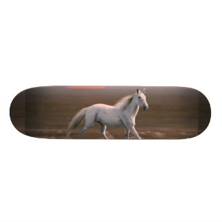 Skate Cavalo branco