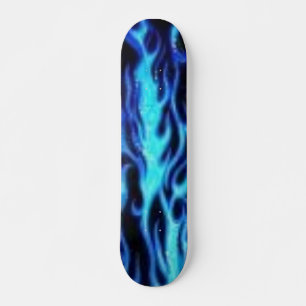 Skate chama azul