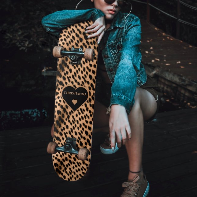 Skate Cheetah Impressão Pattern Tan Brown & Black Heart (Cheetah Print Pattern Tan Brown & Black Heart Skateboard)