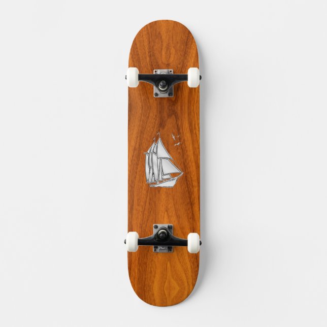 Skate Chrome Silver como veleiro em Teak Veneza (Frente)