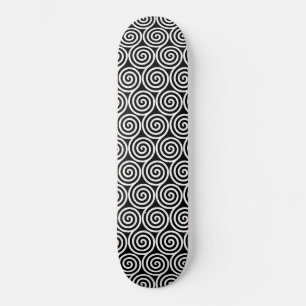 Skate Círculos Espirais Abstratos Brancos em Preto