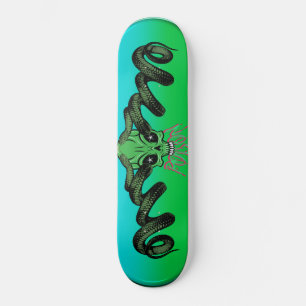 Skate Cobra com alienígena