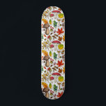 Skate Cogumelos, folhas, loucos e bagas de outono<br><div class="desc">Padrão vetorial а pintado com vários cogumelos do outono,  folhas caídas,  bolotas,  bagas e insetos</div>