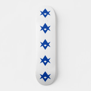 Skate com a bandeira da cidade de Toyota, Japão