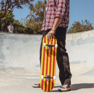 skate com bandeira da Catalunha