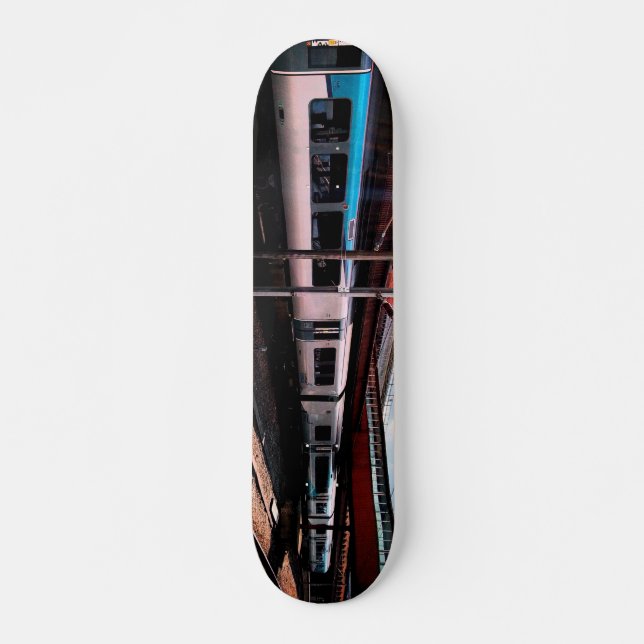 Skate Comboio azul e prata (Frente)