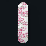 Skate Cor de Água Floral do Flor do Flor de Cereja Rosa<br><div class="desc">Este padrão floral elegante, artístico e feminino é perfeito para a temporada de verão ou primavera. Apresenta flores, flores, flores e ramificações de cerejeira japonesas, cor-de-rosa, rosa-bagas, vermelho-claro e marrom empoeirado, pintadas manualmente, sobre um simples fundo branco. É bonito, moderno, doce, único, tradicional e original. Estilize com impressão pintado à...</div>