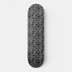 Skate Cránios Aleatórios Preto e Branco