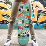 Skate Cute Sushi Nigiri Wasabi Maki Roll<br><div class="desc">Adicione diversão ao seu skate com nosso Cute Sushi Nigiri Wasabi Maki Roll Skateboard! Este design tocável apresenta personagens adoráveis de sushi, incluindo nigiri, wasabi, e rolos maki, todos com rostos encantadores, colocados contra um fundo vibrante. Perfeito para amantes de sushi e entusiastas de skate, este conselho combina funcionalidade com...</div>