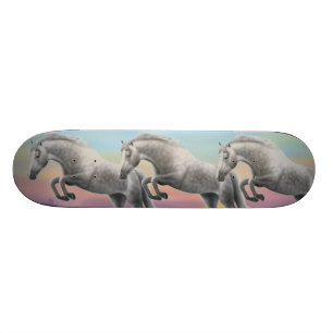 Skate de salto Dappled do cavalo cinzento