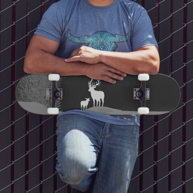 Skate Deer on Moon Lit Hill (Ao ar livre 3)
