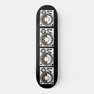 SKATE DENNIS TURNTABLE