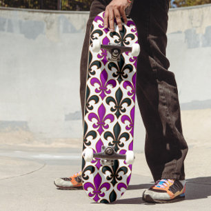 Skate Desenho de padrão Barroco Flor-de-lis Preto Roxo