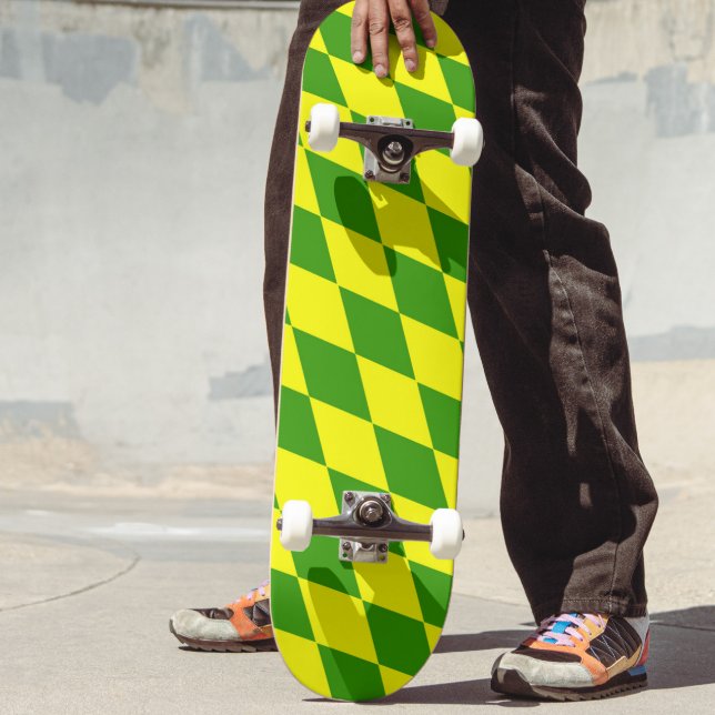 Skate Desenho Xadrez Arlequim Amarelo Verde (Criador carregado)