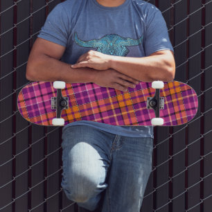Skate Desenho Xadrez Escocês Laranja Rosa Roxo