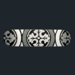 Skate Design de Azulejo de de Rosette para Renascimento<br><div class="desc">Shakespeare adoraria colocar este design decorativo de azulejo de rosetas renascentista em sua casa. Para o comprar um ou comprar dois,  é essa a questão! Para todos os fãs de folhas e designs de folha!</div>