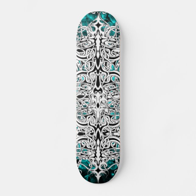 Skate Design Tribal do Império Negro e Branco (Frente)