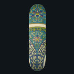 Skate Designs Orientais Azuis com Rostos Sorridentes<br><div class="desc">Designs orientais azuis magníficos e impressão florais constituem esta peça maravilhosa. Rostos sorridentes se aproximam de você com os designs. Compre uma cópia hoje!</div>