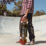 Skate Dia dos Pais do Impressão de Couro Laranja Melhor<br><div class="desc">Impressão de Couro Negro Laranja Melhor Pai no skate do Dia dos Pais. O fundo é cor de laranja escuro e o couro preto é impresso em fundo. O texto é a tipografia da moda. Um presente perfeito para um pai ou novo papai no Dia do Pai. Este moderno skate...</div>