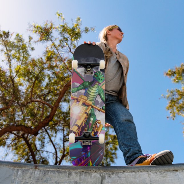Skate Dragão Pilotando Moto (Ao ar livre 1)