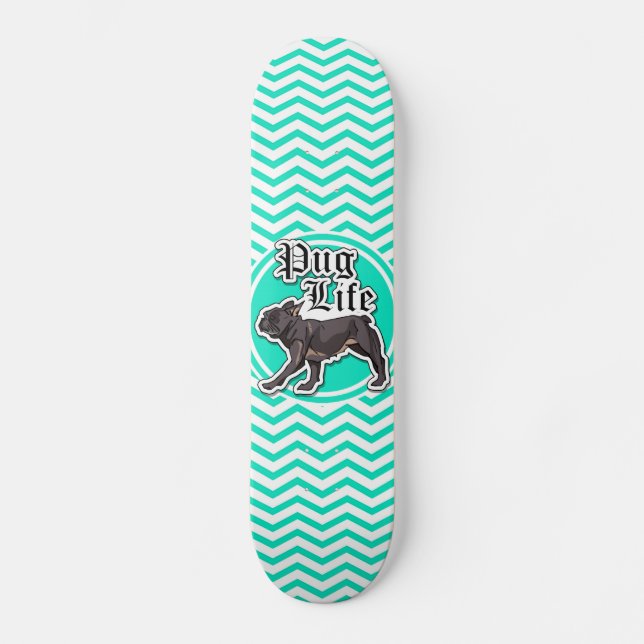 Skate Engraçado Pug; Aqua Chevron (Frente)