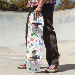 Skate Espaço<br><div class="desc">Um presente fantástico para fãs da exploração espacial e galáxia,  este padrão de porta espacial design skate apresenta uma experiência espacial encantadora.</div>