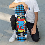 Skate Estilo de Arte de Pop do Livro Vintage Personaliza<br><div class="desc">Tema legal e divertido e colorido dos quadrinhos vintage estilo pop de arte inspirado. Com espaço para personalizar ou personalizar com nome,  monograma,  iniciais ou texto (limitado) de sua escolha.</div>