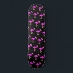 Skate Flamingos bonitos - Feliz<br><div class="desc">Flamingos bonitos - Feliz - Escolha / adicione suas cores de fundo favoritas!</div>