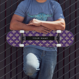 Skate Flor de Lis, Bege sobre Roxo, Real, Seu Nome