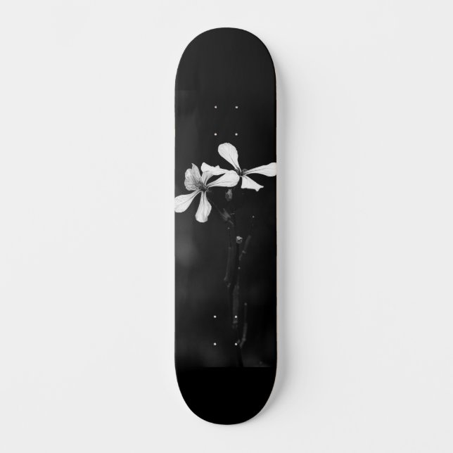 Skate floral preto e branco mínimo (Frente)