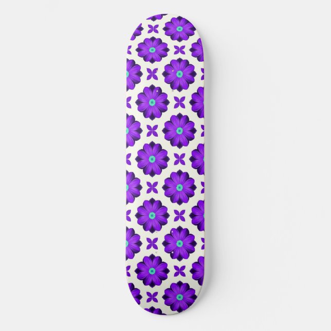 Skate Flores Roxas Vibrantes e Motivos de Folhas (Frente)