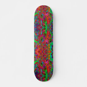 Skate Flores Silvestres Vermelhas e Verdes Psicodélicas