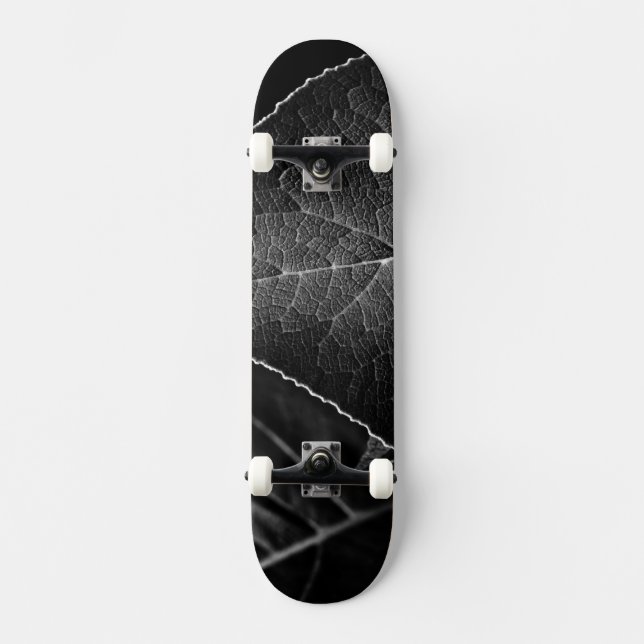 Skate folhas sendo (Frente)