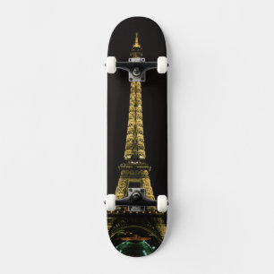 Skate França, Paris. Torre Eiffel à noite com