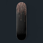 Skate Fringe brilhante brilhante Dourada de Rosa preto d<br><div class="desc">Este impressão de luxo e glamouroso é o design perfeito para a na moda e a mulher de tendências. Ele apresenta uma cortina de falso brilho rosa dourado brilhante com tipografia falsa de brilho sobre um simples fundo preto. É um design elegante, chique, trendy e moderno com uma vibração de...</div>