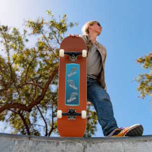 Skate Garroupa Jovem - Design fundo gradiente azul