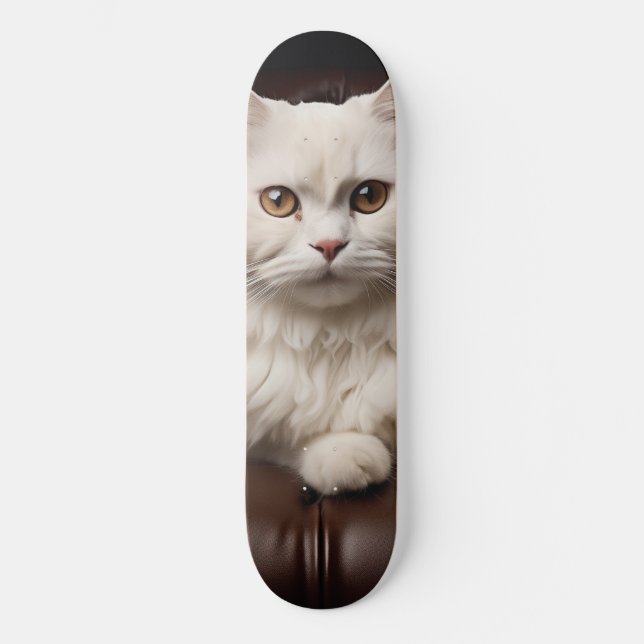 Skate Gato branco majestoso (Frente)