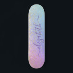 Skate Girly Glitter Dourado Confetti Personalizado Arco-<br><div class="desc">skate feminino personalizado apresentando um confete brilhante de ouro esparso contra um fundo cor-de-rosa,  roxo,  azul e verde pastel unicórnio. Adicione seu primeiro nome em um script roxo de tendência de na moda com alternâncias.</div>