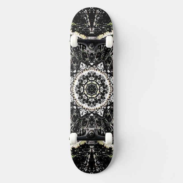 Skate Gótico Kaleidoscópio (Frente)
