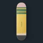 Skate Gráfico de Lápis Escolar Amarelo Personalizado<br><div class="desc">É um lápis,  não é um skate! Este skate parece um lápis clássico da escola amarela,  e está pronto para ser personalizado com um nome ou seu próprio ditado.</div>